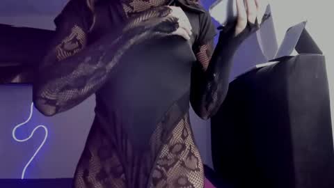 Snapshot of lili_evanss chatting on 25, 5, 2026 lili_evanss online show from 25, 5, 2026