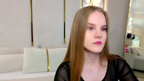 lili_lohan online show from 3, 7, 2026