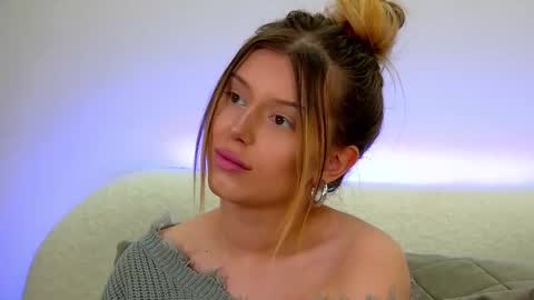 Mia online show from 3, 3, 2025