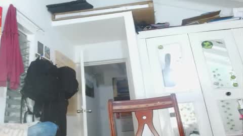 yesica online show from 4, 3, 2025