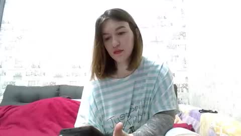 liliawoolf online show from 20, 10, 2025