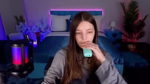 Lili Bakery online show from 9, 2, 2026