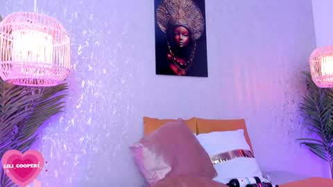 Snapshot of lilicooper_ chatting on 20, 12, 2024 Lili Cooper online show from 20, 12, 2024
