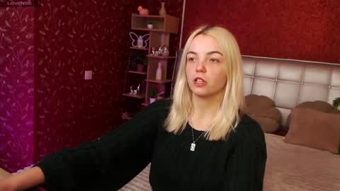 Lilie online show from 5, 2, 2025