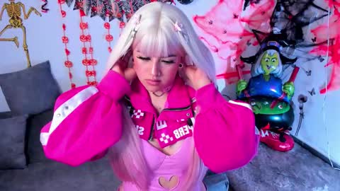 Lilie  online show from 29, 10, 2025