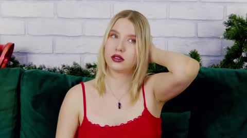 LiliLinn online show from 13, 1, 2025