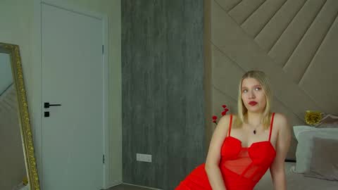 LiliLinn online show from 22, 1, 2025