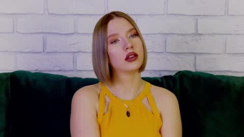 LiliLinn online show from 29, 1, 2025