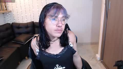 lilith  online show from 13, 3, 2026