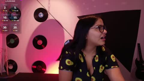 Snapshot of lilith_black_1 chatting on 25, 9, 2025 Lilith and Khloe online show from 25, 9, 2025