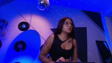 Snapshot of lilith_black_1 chatting on 8, 10, 2025 Lilith and Khloe online show from 8, 10, 2025