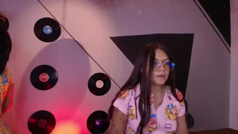 Lilith and Khloe  online show from 25, 11, 2025