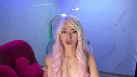 lilith cooper20 online show from 17, 1, 2026