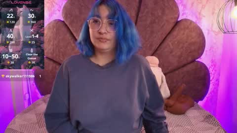   online show from 13, 9, 2025