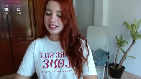 Snapshot of lilith_cut3 chatting on 20, 10, 2025 lili online show from 20, 10, 2025