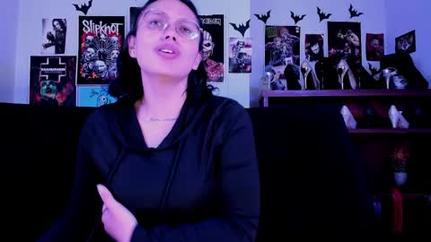 Snapshot of lilith_deveraux_ chatting on 6, 6, 2026 MISTRESS LILITH online show from 6, 6, 2026