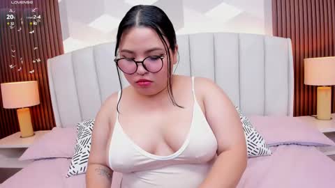 Snapshot of lilith_hills_ chatting on 13, 2, 2025 Ashley online show from 13, 2, 2025