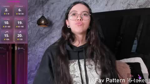 lilith_rosse6 online show from 12, 4, 2026