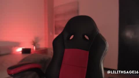 lilith_sage_ online show from 12, 9, 2025