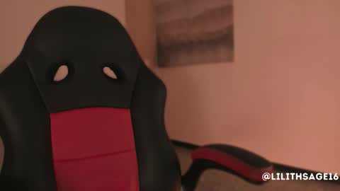 lilith_sage_ online show from 16, 10, 2025