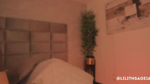 Snapshot of lilith_sage_ chatting on 21, 4, 2026 lilith_sage_ online show from 21, 4, 2026
