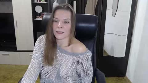 lilith small21 online show from 12, 10, 2025