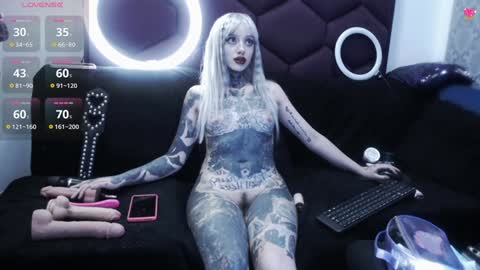 Snapshot of lilithlevis chatting on 9, 1, 2025 Tifon Mary - Indepent model online show from 9, 1, 2025