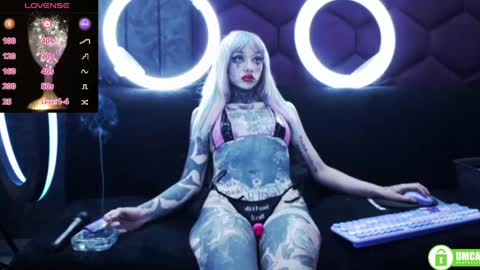 Tifon Mary - Indepent model  online show from 9, 5, 2026