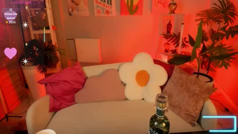 Snapshot of lilithnelson chatting on 8, 10, 2025 LilithNelson online show from 8, 10, 2025