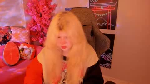 Snapshot of lilithnelson chatting on 11, 10, 2025 LilithNelson online show from 11, 10, 2025