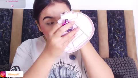 lilithnyx_x online show from 19, 5, 2026