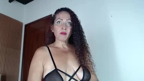 lilithphillis1 online show from 17, 12, 2025