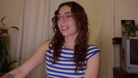 Snapshot of lilithrose_b chatting on 21, 5, 2026 Lele online show from 21, 5, 2026