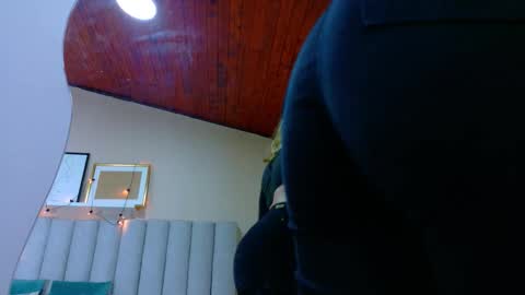 lilithsmith__ online show from 17, 10, 2025