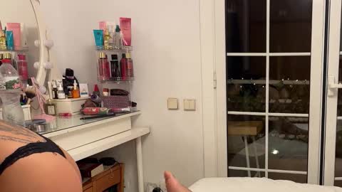 Lilith  Marco online show from 17, 12, 2025