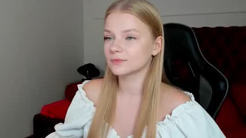 lilitrosen online show from 16, 9, 2025