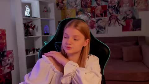 lilitrosen online show from 18, 11, 2025