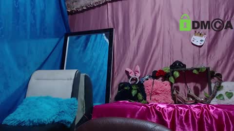 Snapshot of lilits_boobs chatting on 6, 12, 2024 liliana online show from 6, 12, 2024