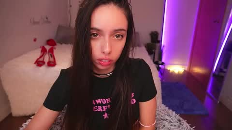 Lill Dayna online show from 6, 10, 2025