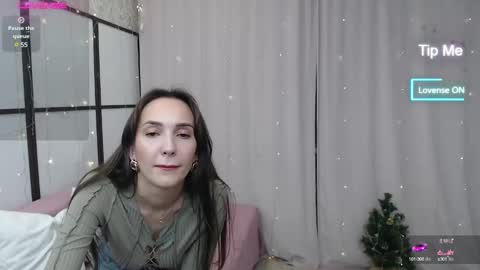 Snapshot of lillian_clark7 chatting on 27, 12, 2024 Lillian online show from 27, 12, 2024