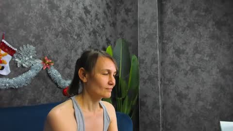 lillian_white1 online show from 16, 1, 2025