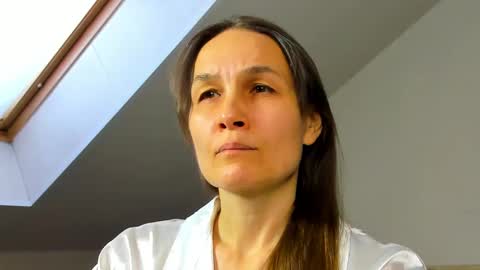 lillian_white1 online show from 1, 2, 2025