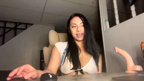 Snapshot of lilliana50 chatting on 4, 3, 2025 lilliana50 online show from 4, 3, 2025