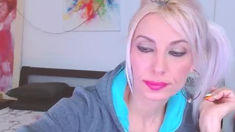 Lara online show from 10, 2, 2025