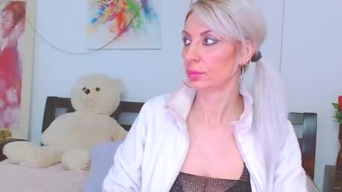 Snapshot of lillianasara chatting on 15, 2, 2026 Lara online show from 15, 2, 2026