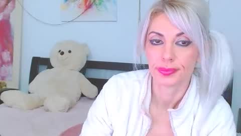 Snapshot of lillianasara chatting on 15, 2, 2026 Lara online show from 15, 2, 2026