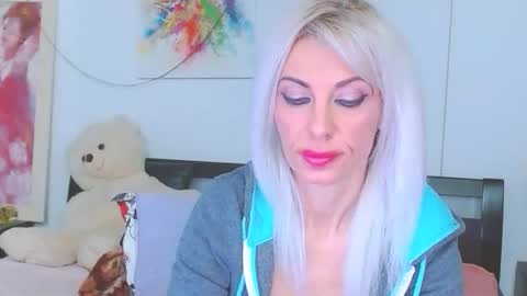 Snapshot of lillianasara chatting on 24, 2, 2026 Lara online show from 24, 2, 2026