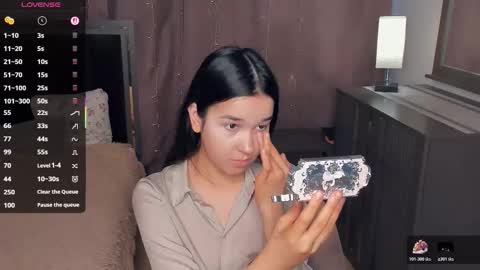 Celina Lillie online show from 10, 2, 2026