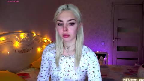 LilliMoore online show from 22, 3, 2026