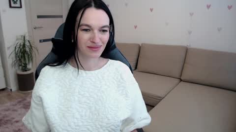 lilliyves online show from 11, 4, 2026